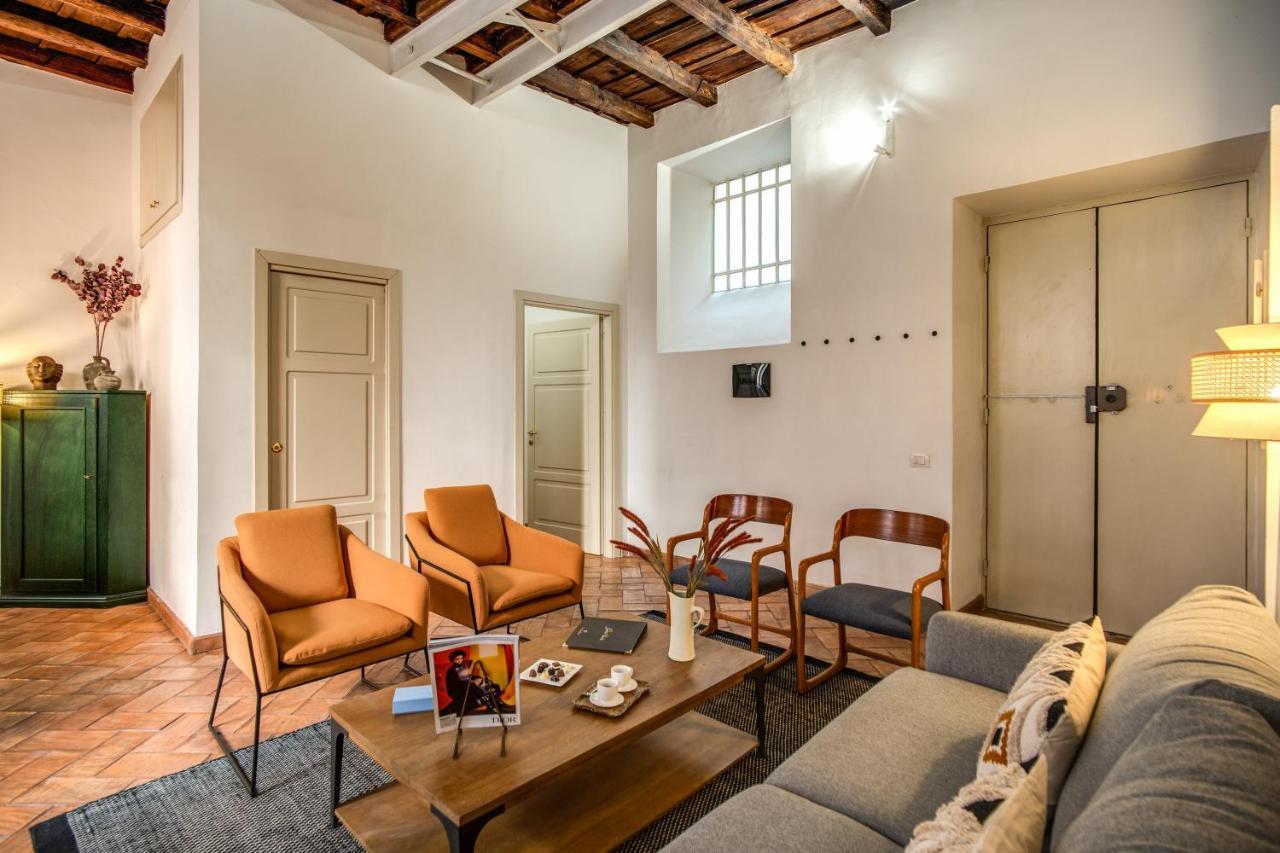 Apartment Yoursuiterome Rom